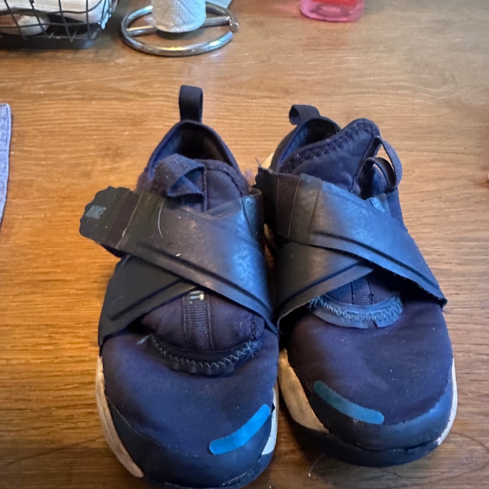 Nike flyease size 13